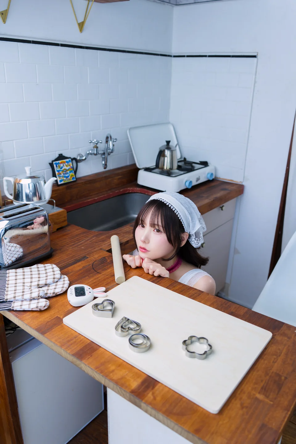 けん研（けんけん）_eat_me!_誕生日記念DL写真集_101P_1_15GB eat me!16.webp